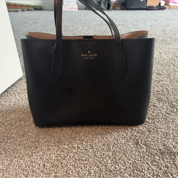 EUC Kate Spade Black Leather Shoulder Bag - Picture 3 of 9